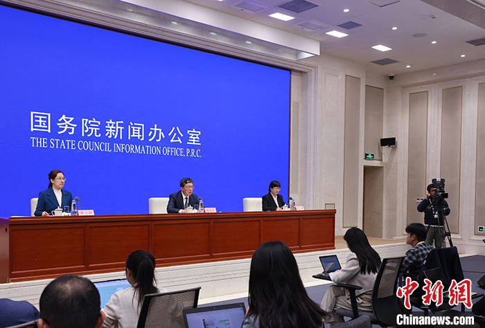 工信部：前三季度我国汽车产业增加值同比增长7.9%