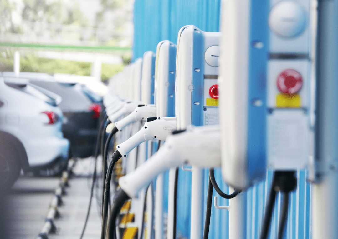 燃油车Vs新能源车，有何不同？